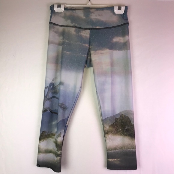 Onzie Pants - Onzie Desert Print Cropped Leggings